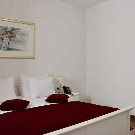 Riva Apartment