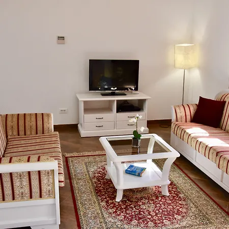 아파트 Riva 슬라노