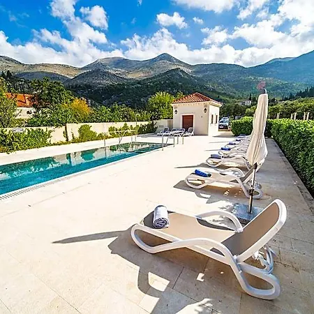 Apartment Riva *
