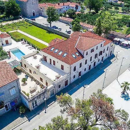 Apartment Riva *