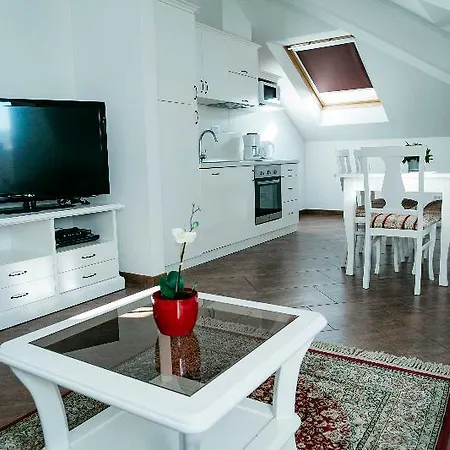 Apartment Riva *